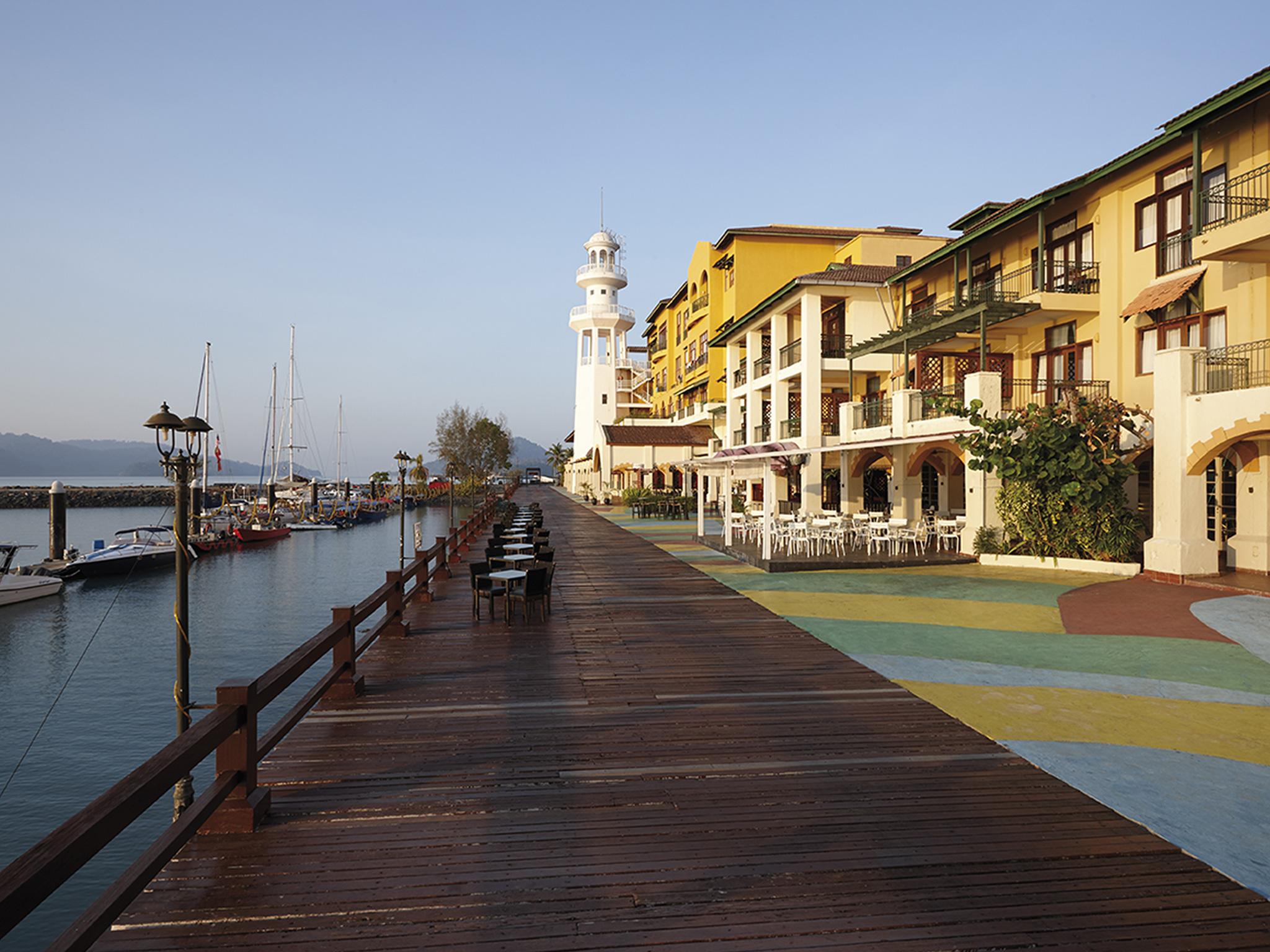 Resorts World Langkawi Pantai Cenang  Exterior photo